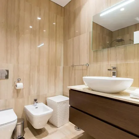 Lejlighed Vibrant Heart Of The 2br *